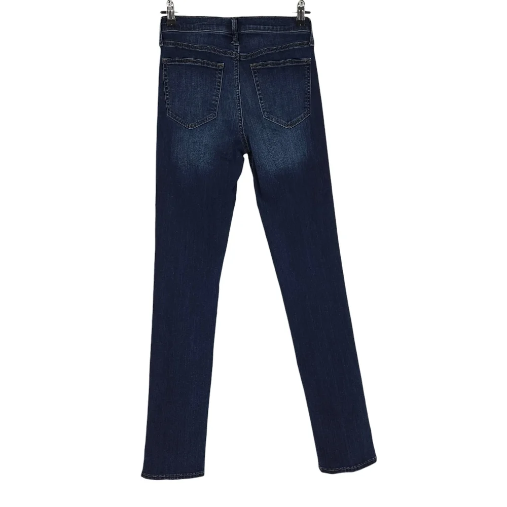 GAP Classic Straight Leg Jeans Mid Rise Dark Wash Denim 4 Tall Long